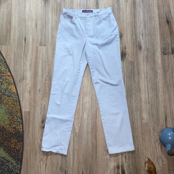 Gloria Vanderbilt Jeans - Picture 3 of 6